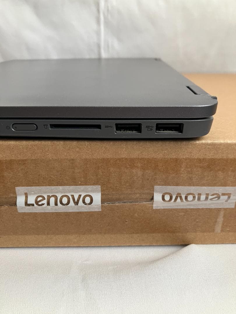 【美品】Lenovo　IdeaPad　Flex 570 （2023年製）