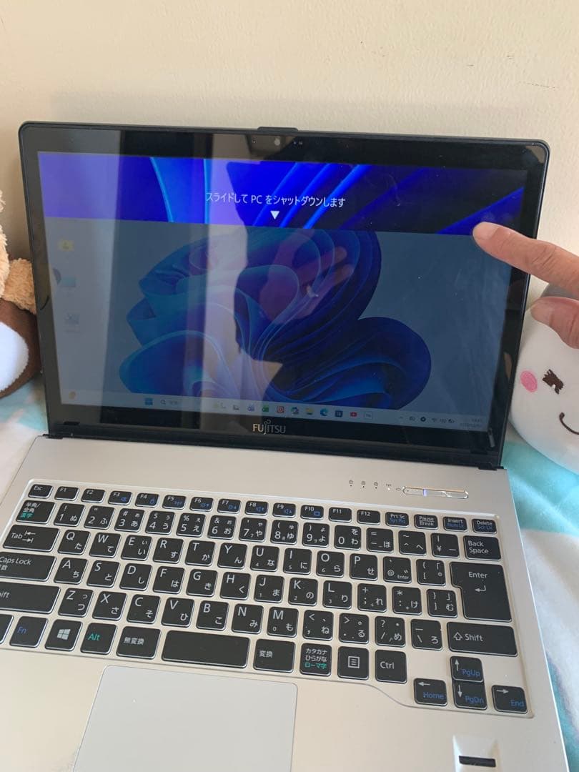 富士通 i5/8/SSD256GBタッチパネル office2024