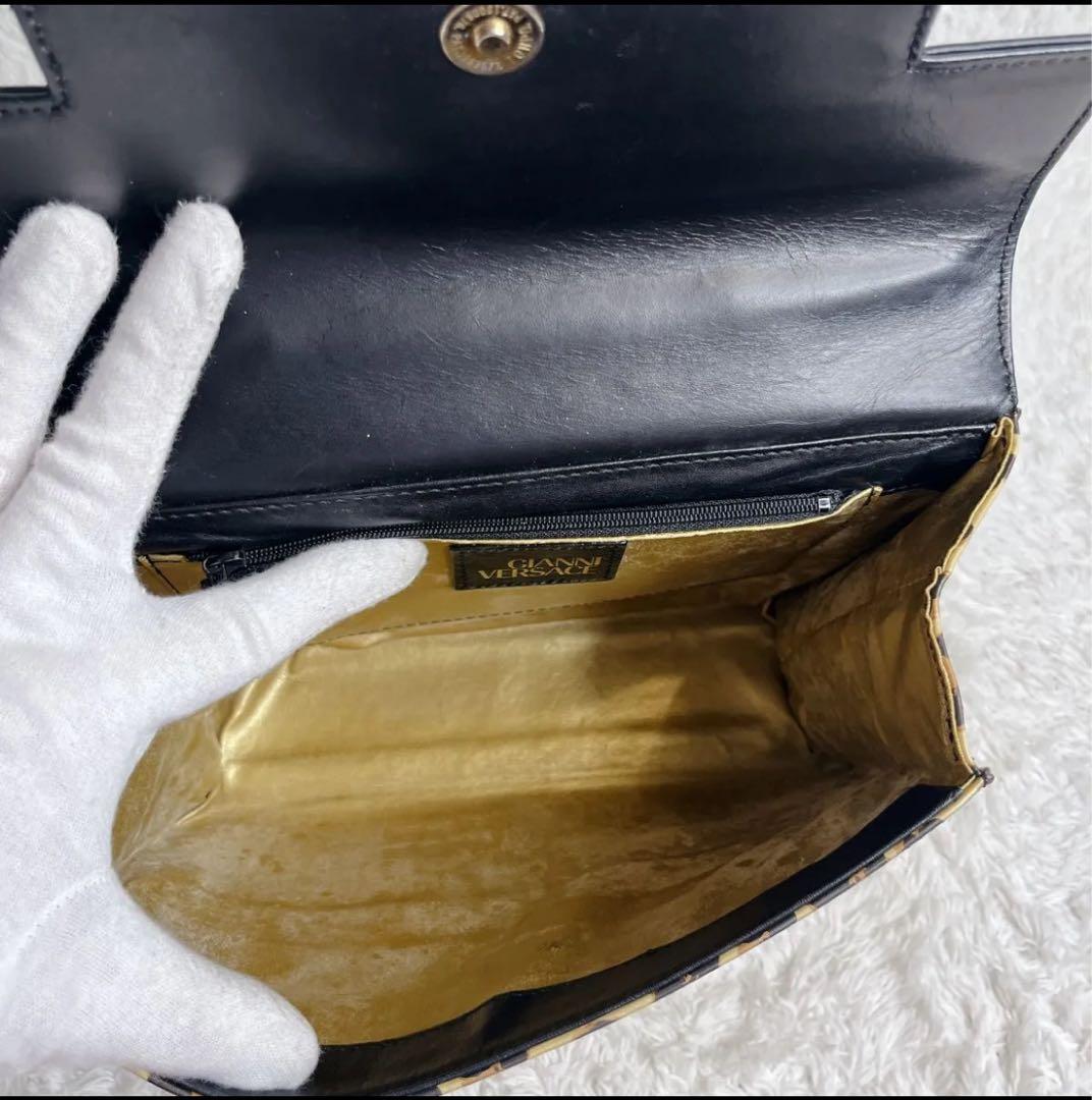 ジャンニヴェルサーチェ 太陽神 ハンドバッグ 自立 総柄 メデューサ レザー