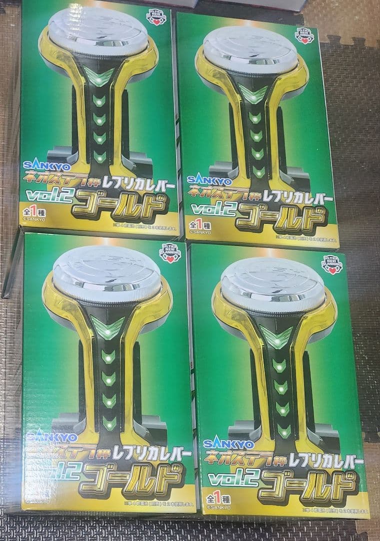 SANKYO、サミーレプリカレバー５種プッシュボタン２種クレイジーギア 計４9個