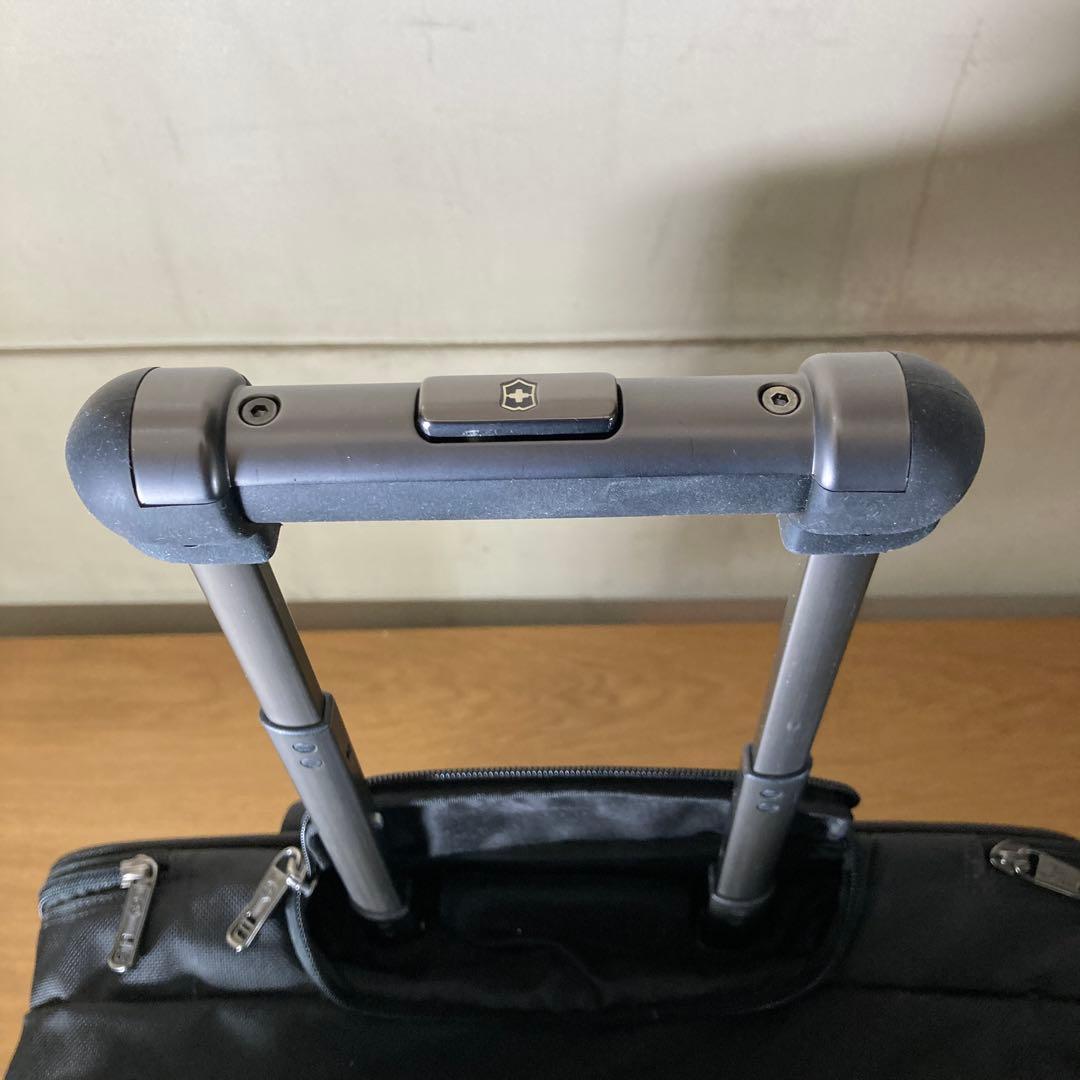 VICTORINOX 四輪キャリーバッグ　Architecture 3.0