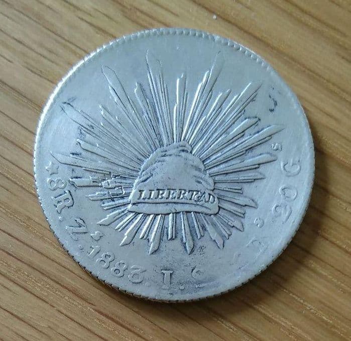 メキシコ8レアル大型銀貨