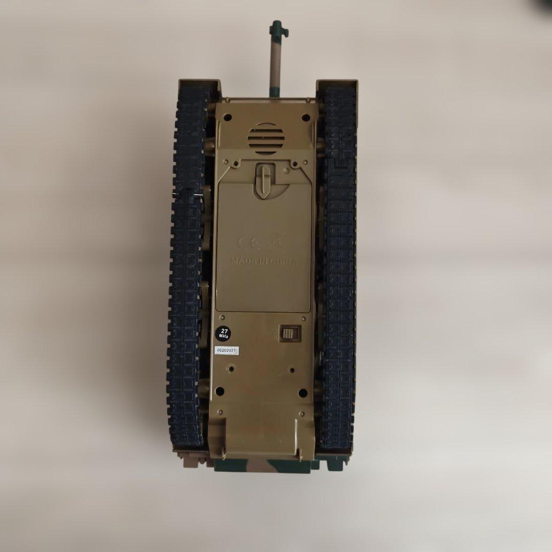 RC戦車 迷彩デザイン リモコン付き