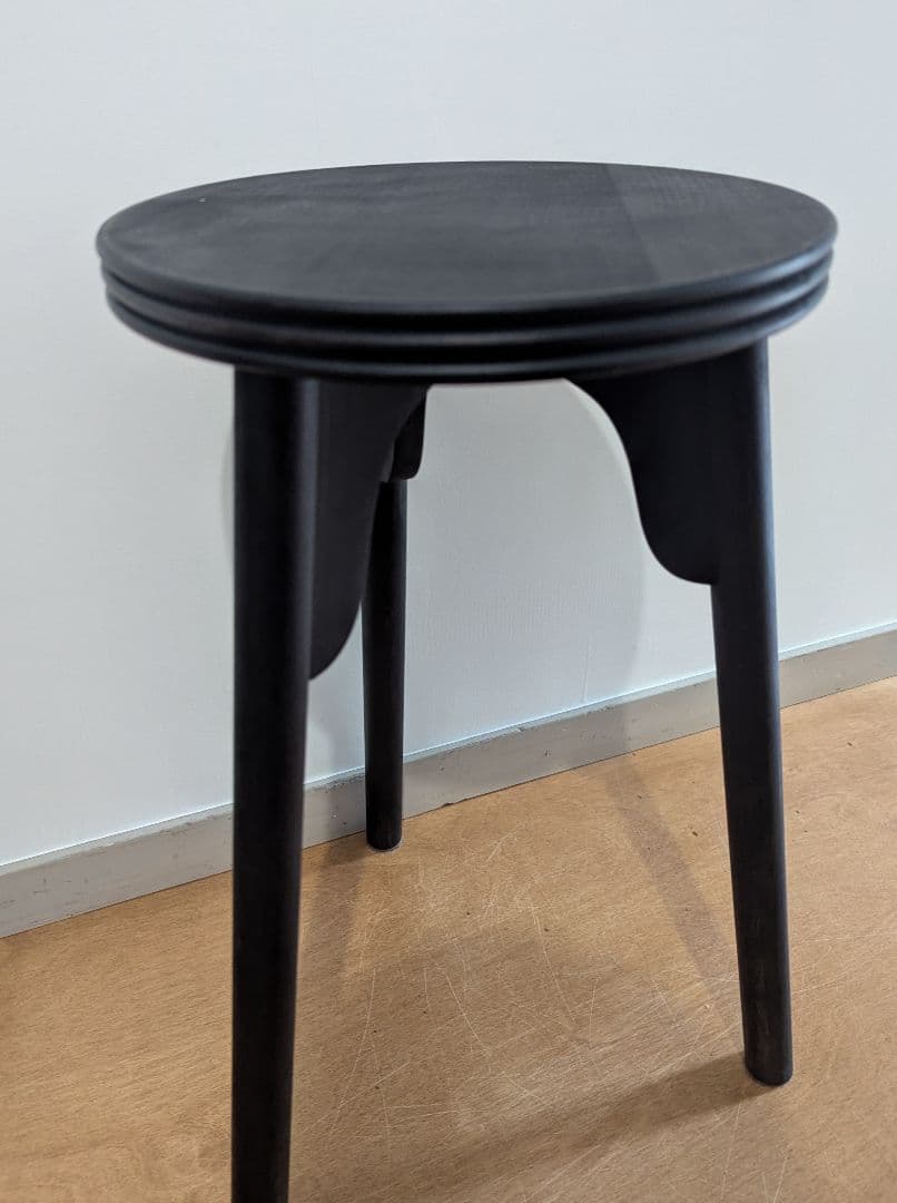 井藤昌志　IFUJI 3本脚スツール 3度黒　／arts＆science