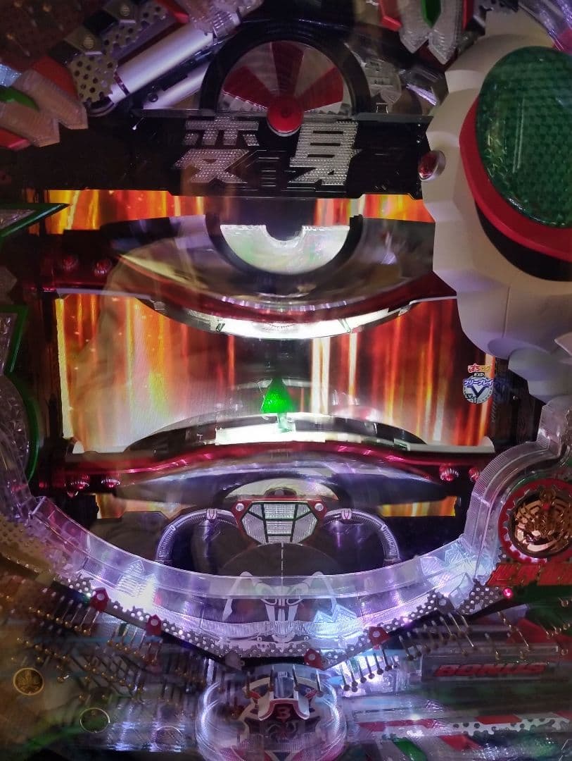 パチンコ仮面ライダー　V3 実機　 自動循環器内蔵　キャスター付き