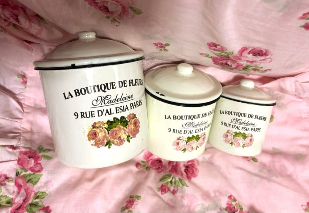 美品　フランスアンティーク　ホーロー製小物入れ３個セット