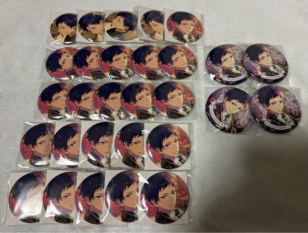 伏見弓弦 缶バッジ①