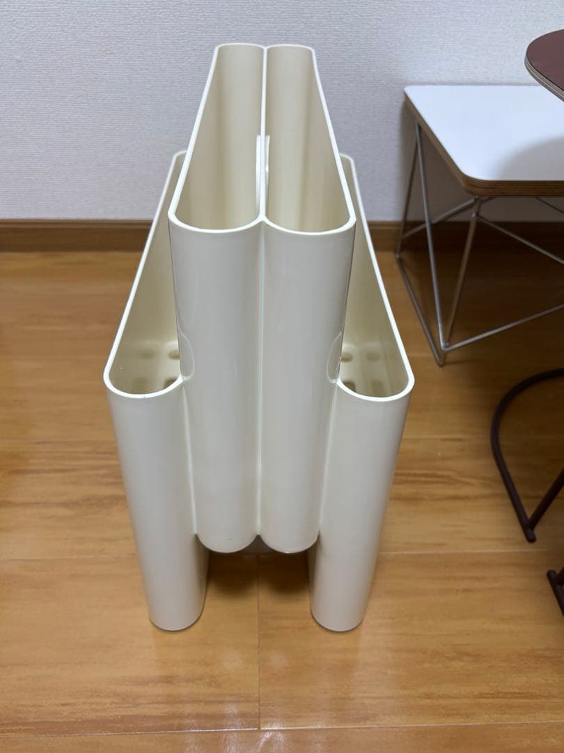 【期間限定値下げ中】Kartell風　ホワイト マガジンラック
