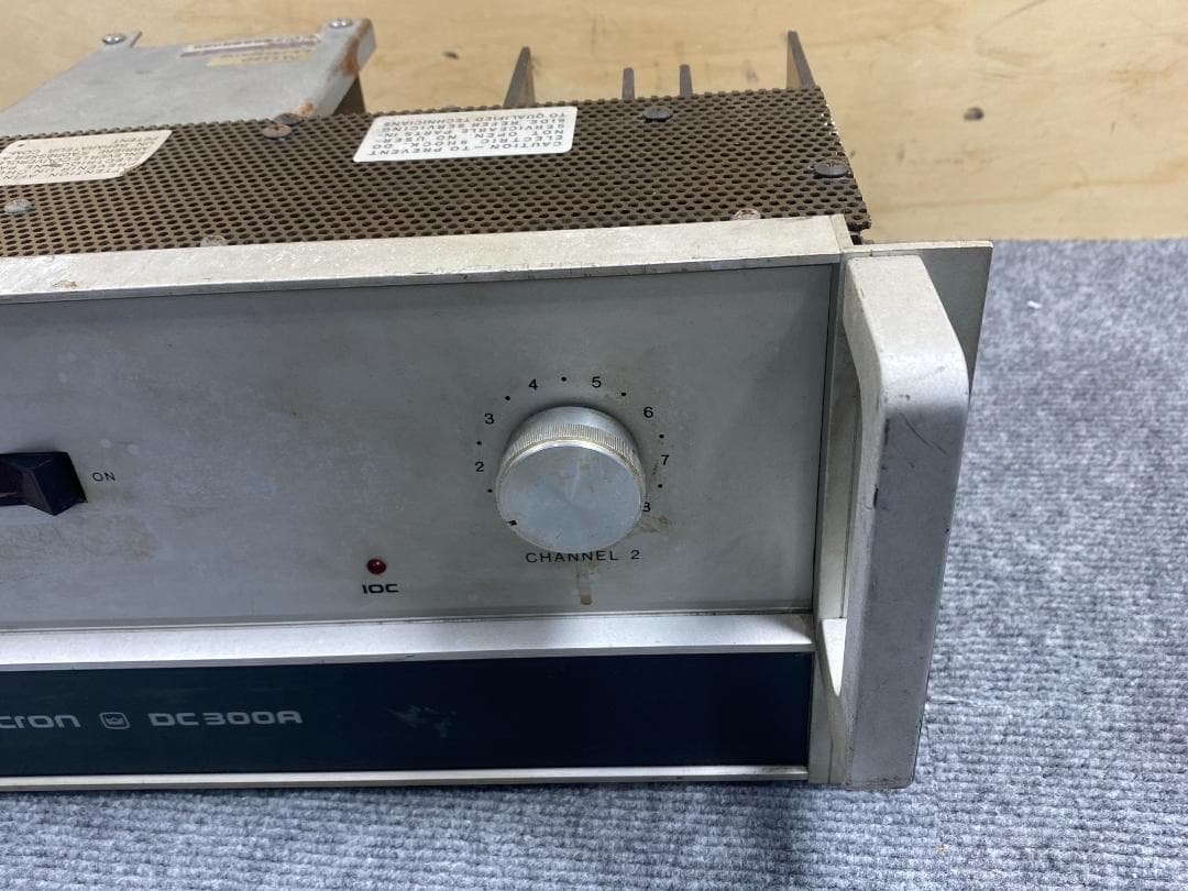 915 AMCRON CROWN DC300A パワーアンプ
