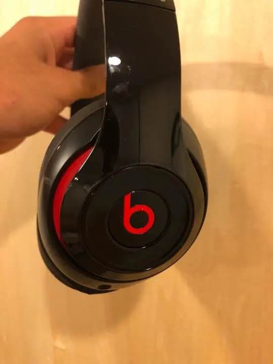 Beats ヘッドホン 最終値下げ