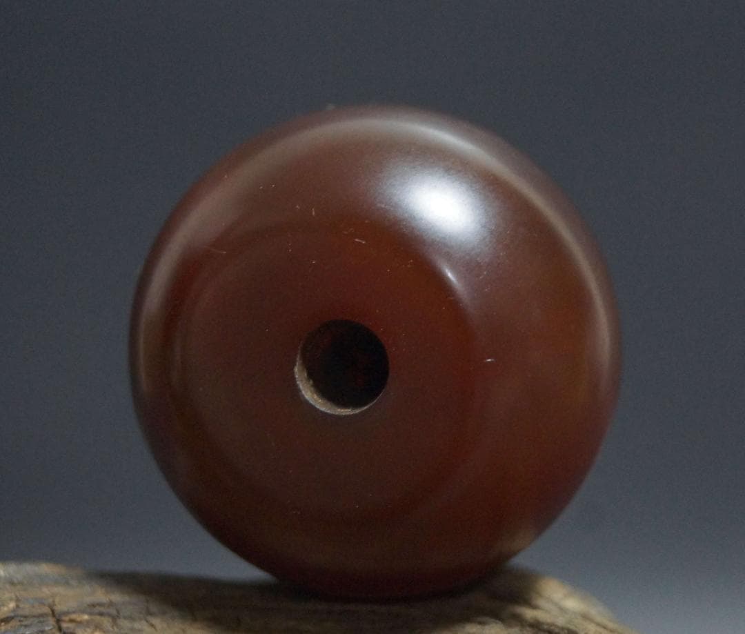 オールドチベット 老メノウ瑪瑙 算盤玉形 特大根付 緒締玉 アゲート提げ物Dzi