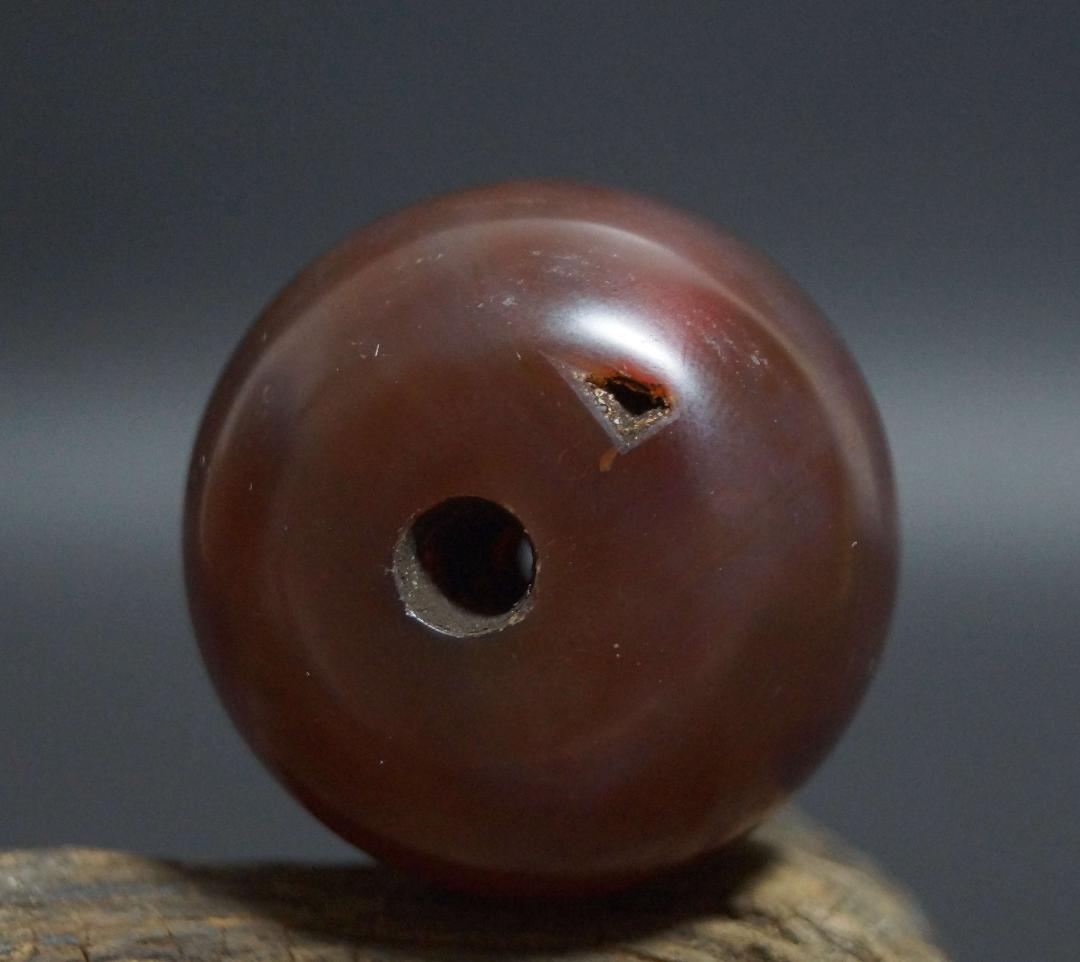 オールドチベット 老メノウ瑪瑙 算盤玉形 特大根付 緒締玉 アゲート提げ物Dzi