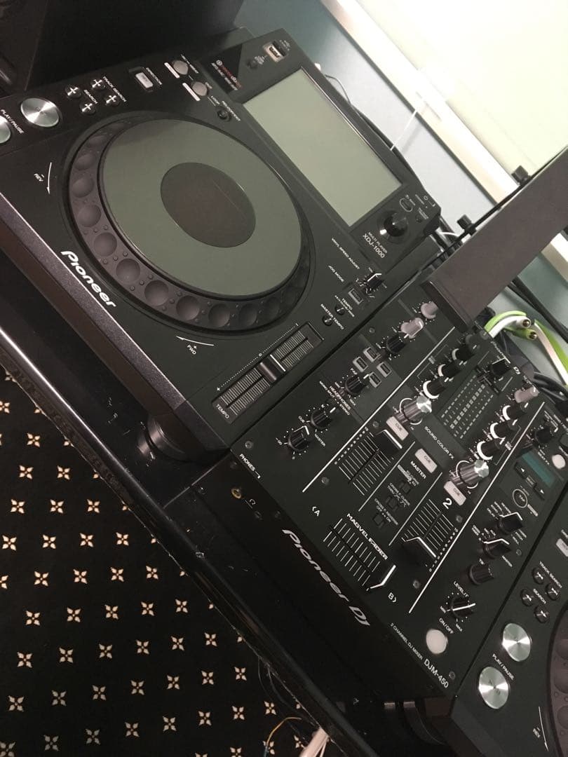 Pioneer XDJ1000 2台