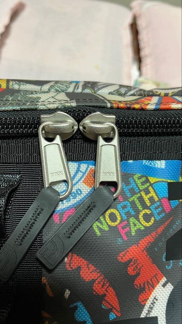 【極美品・廃盤】THE NORTH FACE ステッカープリントヒューズボックス