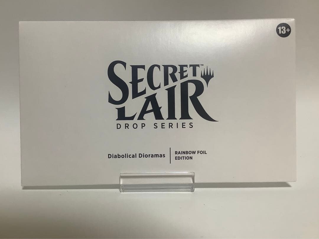 MTG secret lair Diabolical Dioramas 2種