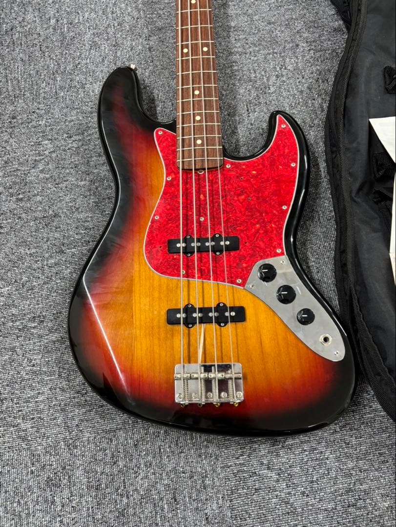 Fender Japan Jazzbass JB62-58 3TS ケース付き☆