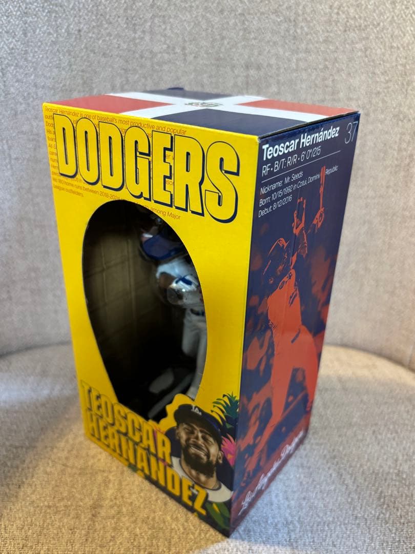 新品・未開封　★ドジャース ボブルヘッド #37 テオスカー・ヘルナンデス