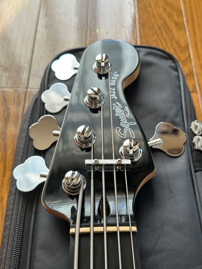 [美品]Squier Deluxe Jazz Bass Active V