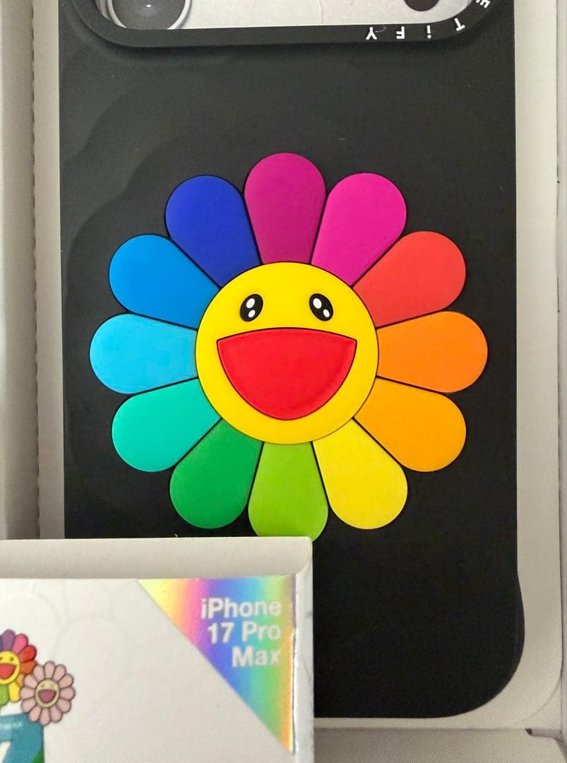 コレクター品）CASSETIFY村上隆 レインボーiPhone17pro Max