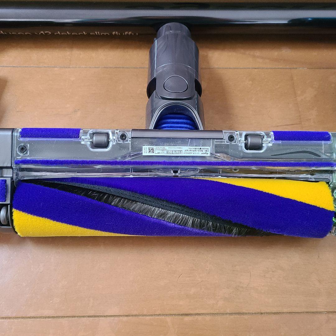 ダイソン v12 delect slim fluffy sv46ff