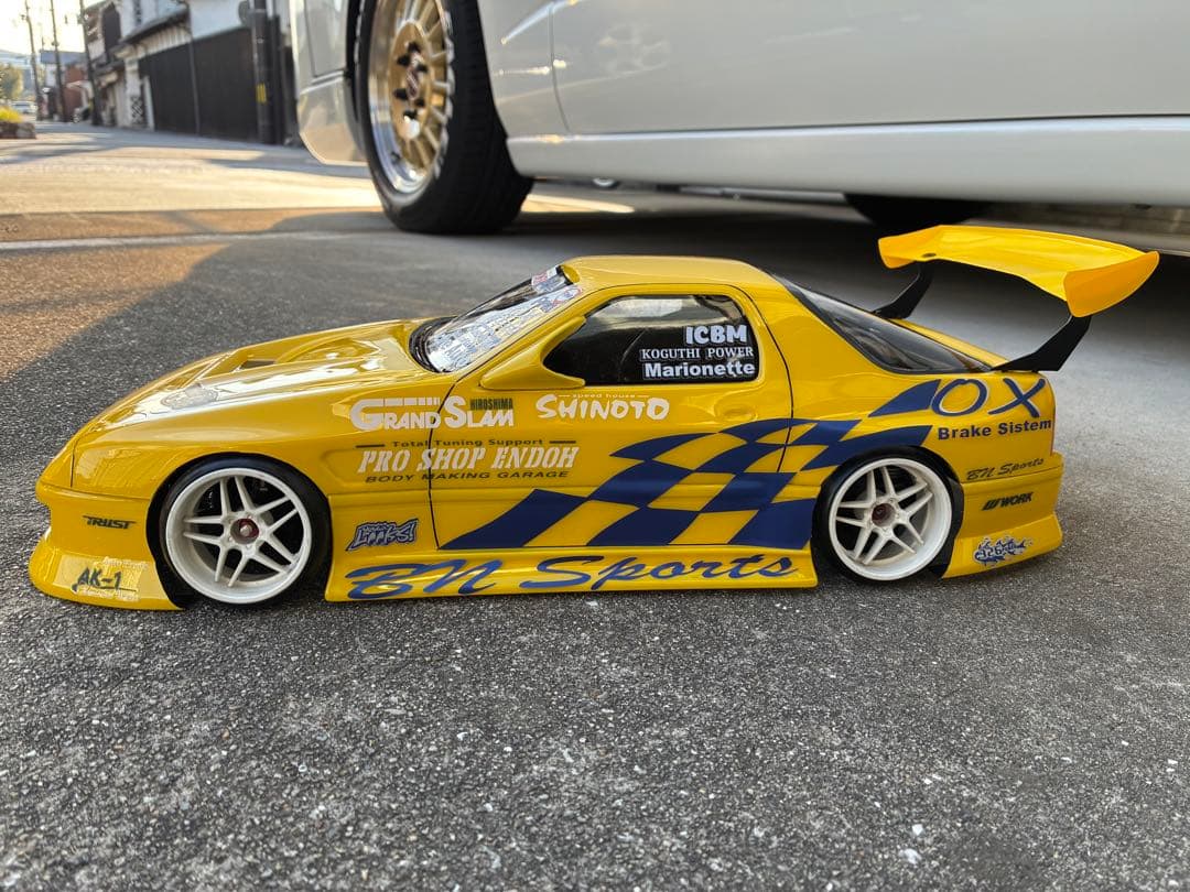 トミカ　　デリバリーバイク　ピザーラ