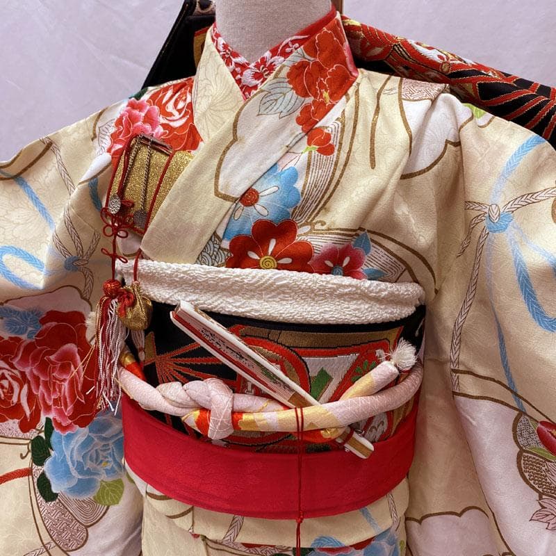 506ag67◎七五三 七歳 女児 セミアンティーク 着物&袋帯 総柄 蝶 花◎