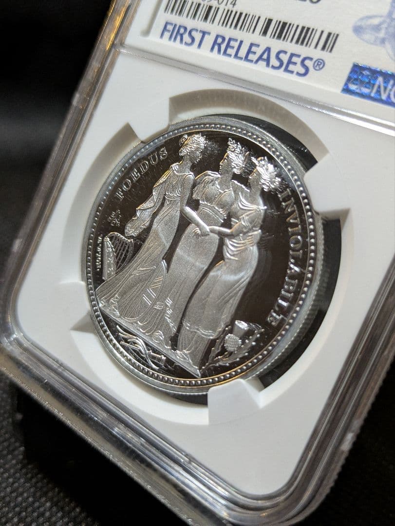 【最高鑑定の最高傑作】2021年英国王立造幣局　伝説のスリーグレイセス銀貨復刻版