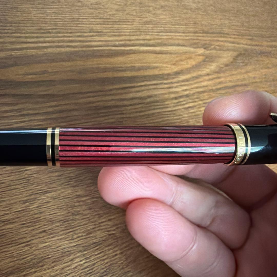 ペリカン　ボールペン　ボルドーカラー