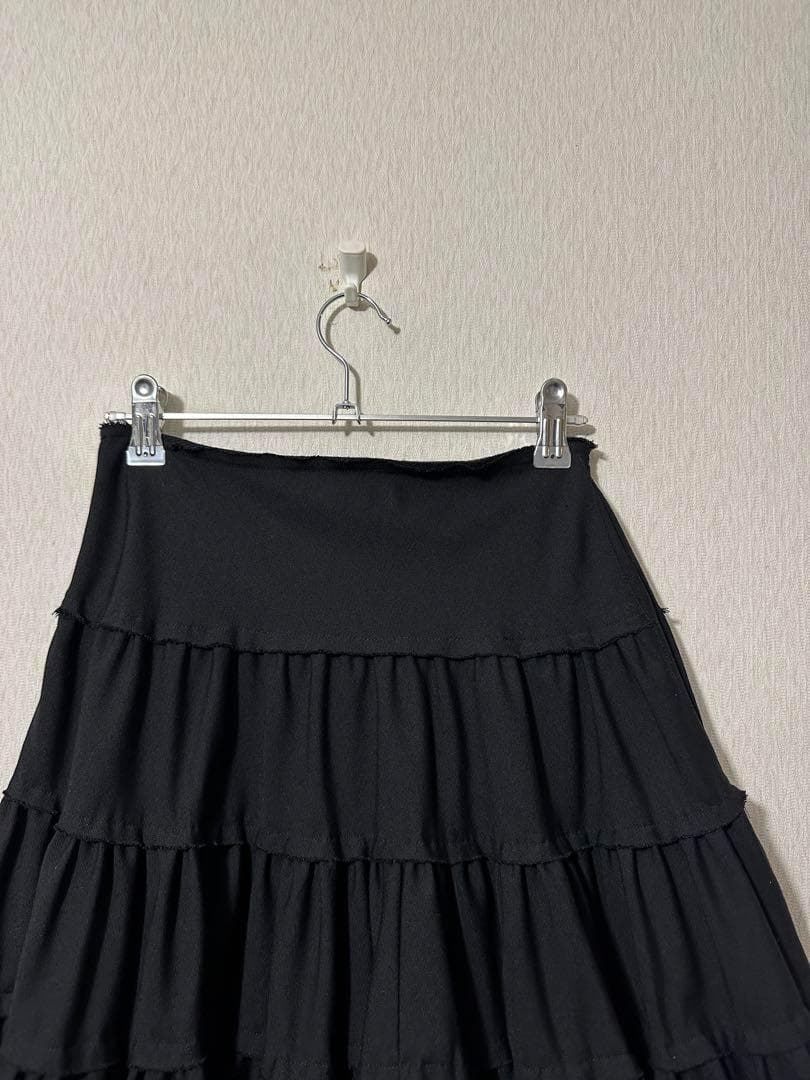 スカート Limi feu Black Frill Skirt