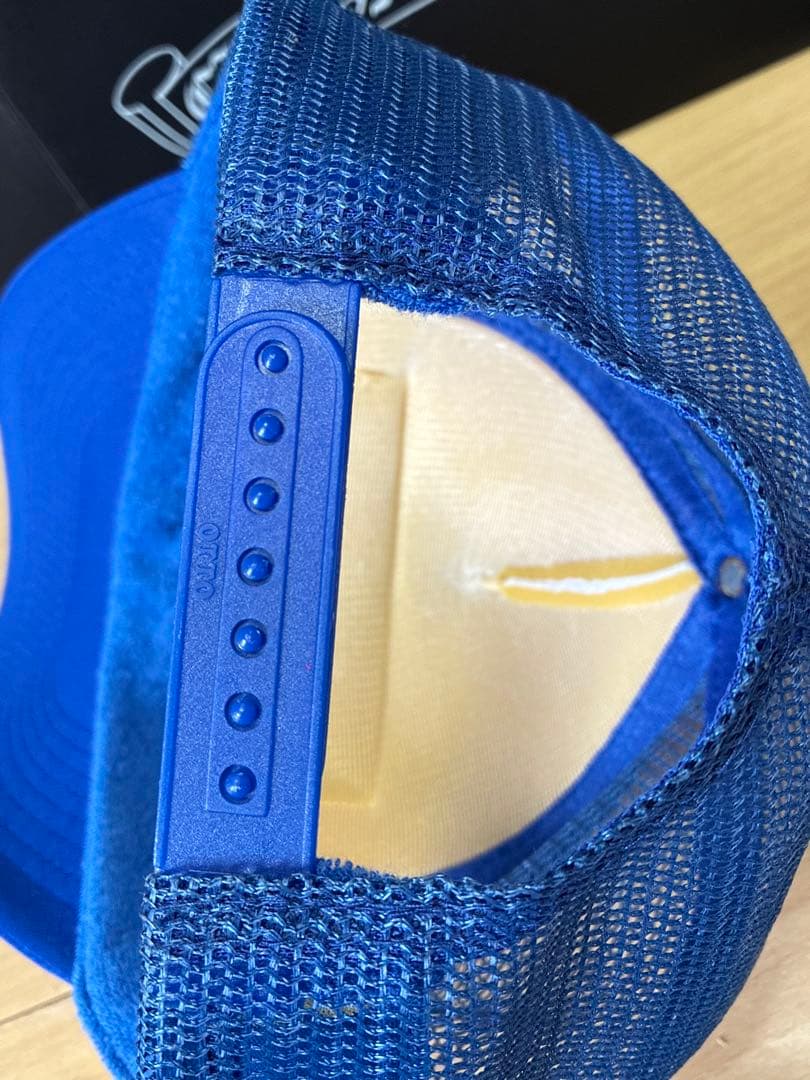 クロムハーツ FUCK トラッカー メッシュ キャップ 青 白