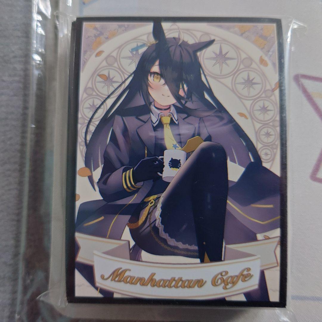 α1 ウマ娘 コップ&ミュシャ風 マンハッタンカフェ スリーブ&プレイマット