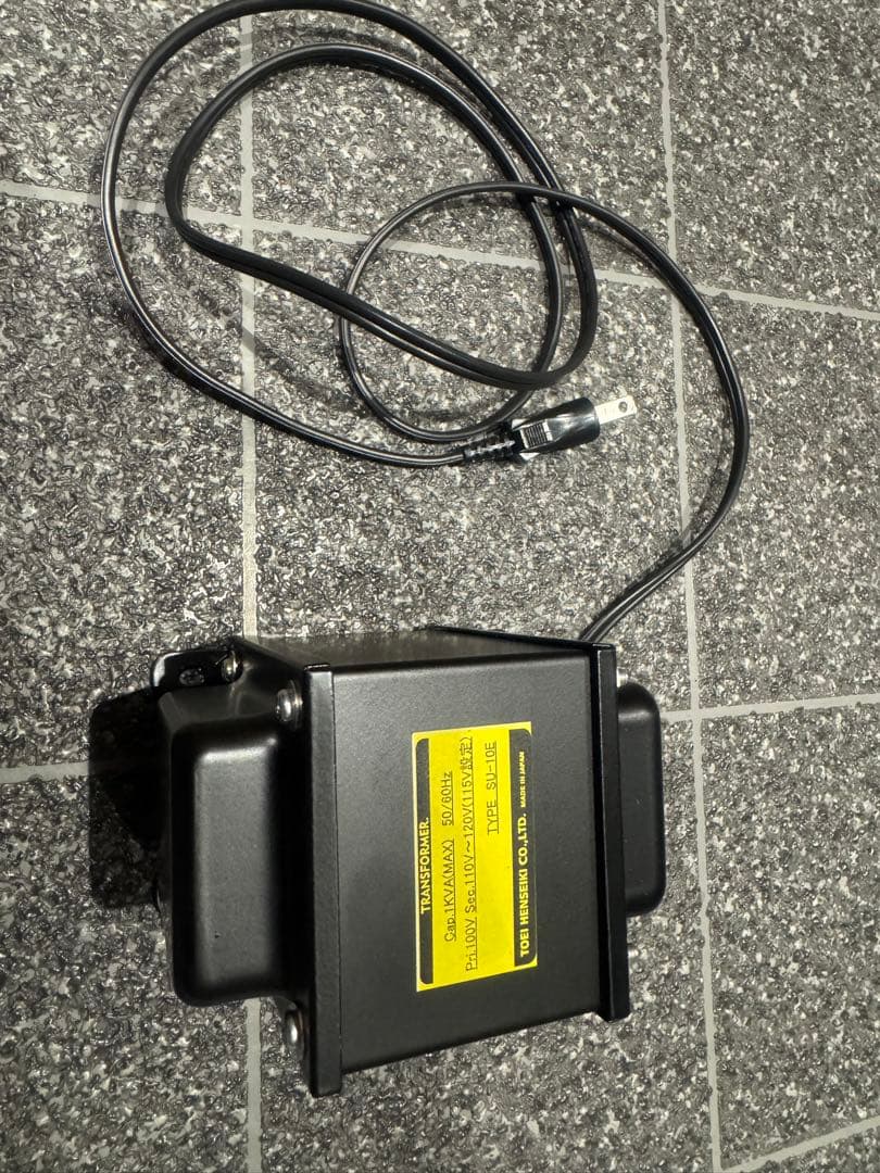 美品）TOEI HENSEIKI 昇圧トランス SU-10E 変圧器