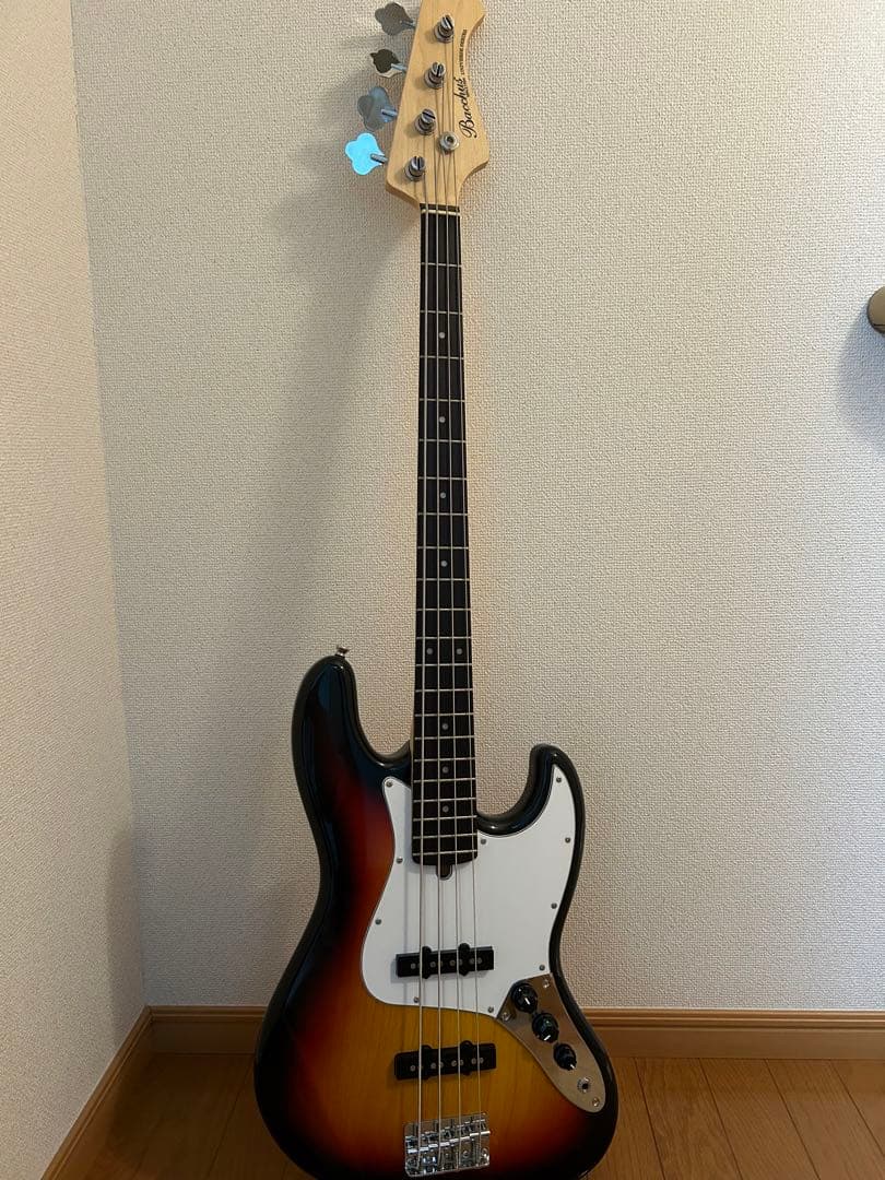 bacchus エレキベース