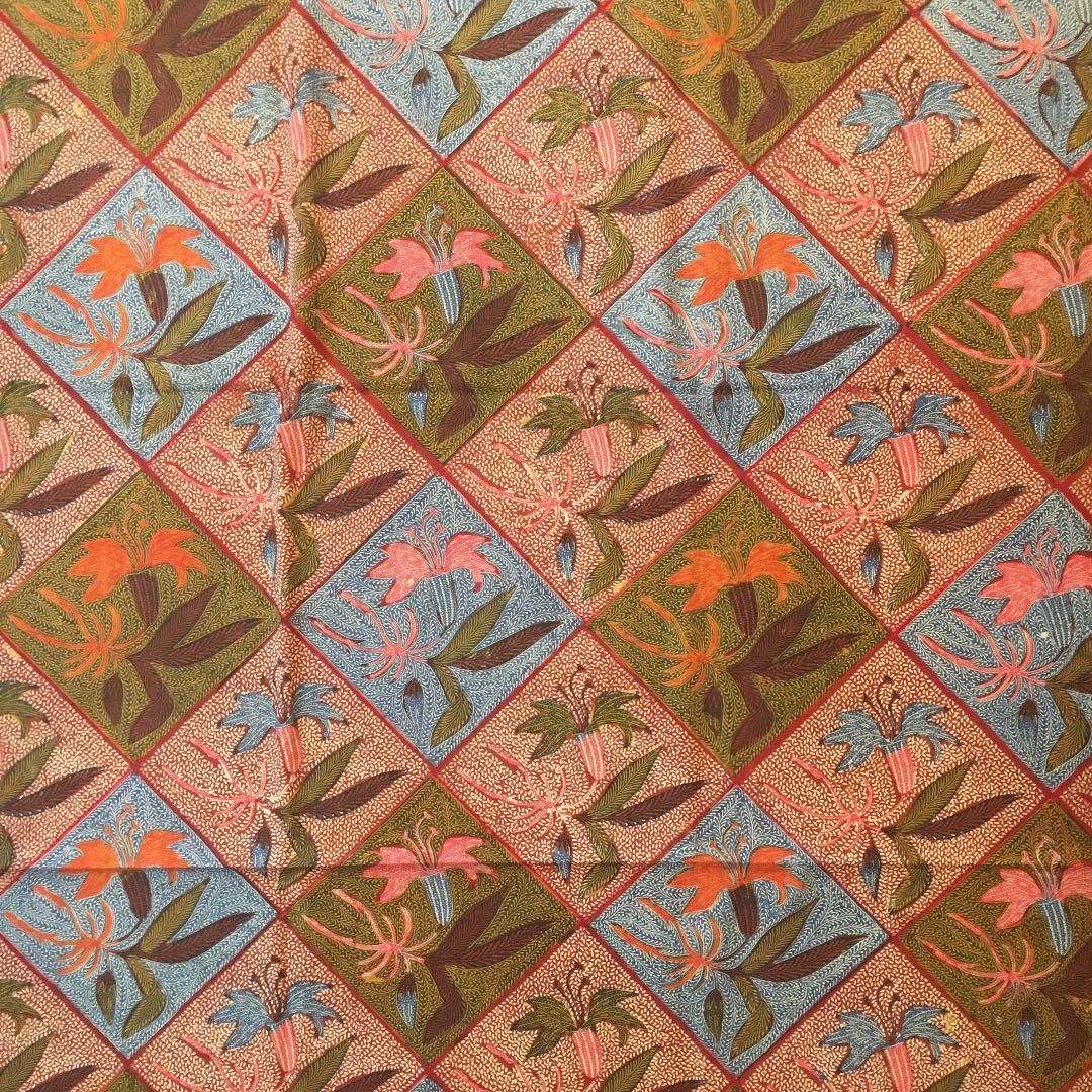 古布 ジャワ更紗（バティック）戦前 プカロンガン 菱ユリ紋