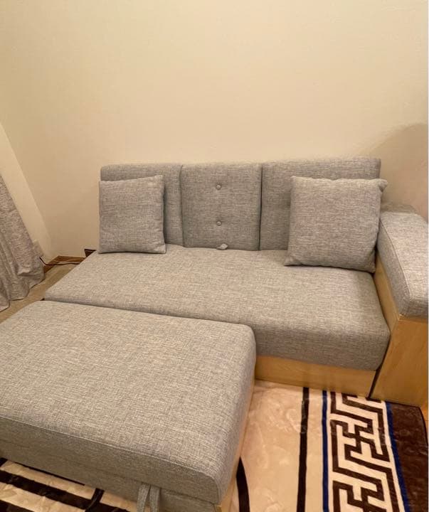 送料込み！美品モダンデコ2人〜3人掛け収納付き多機能ソファベッド　ベージュ