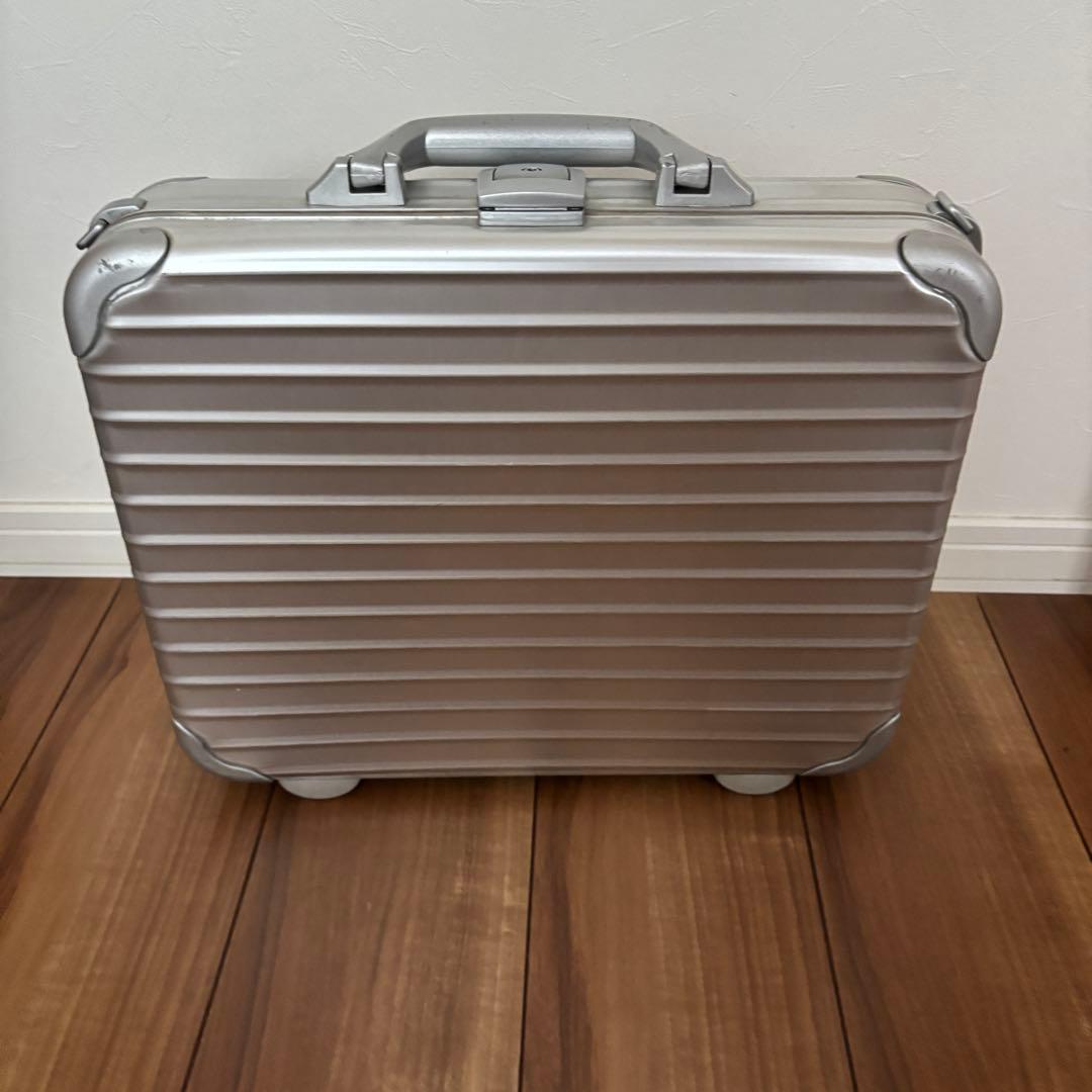3連休限定値引き！RIMOWA リモワ 90908 アタッシュケース