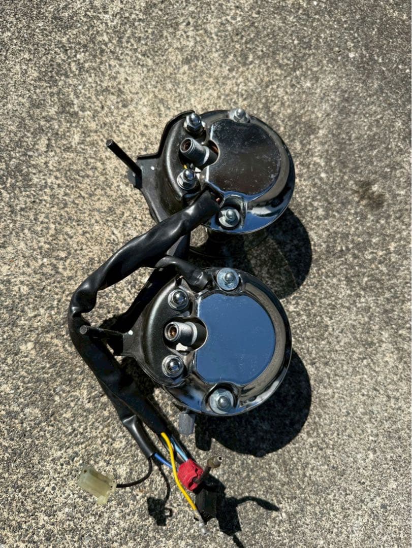 sr400 スピードメーター、タコメーター　純正品