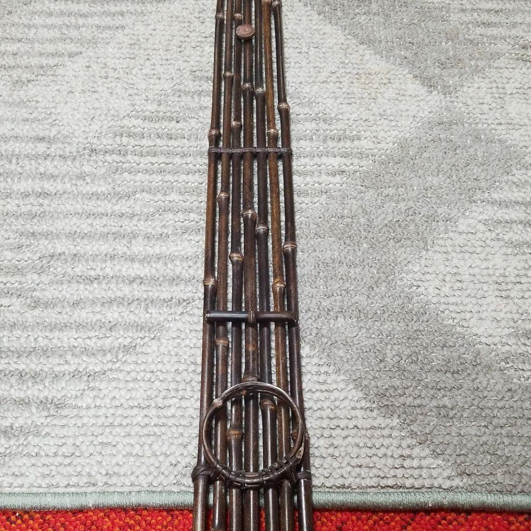 竹製の籠をかけたり短冊をかけたりするものです