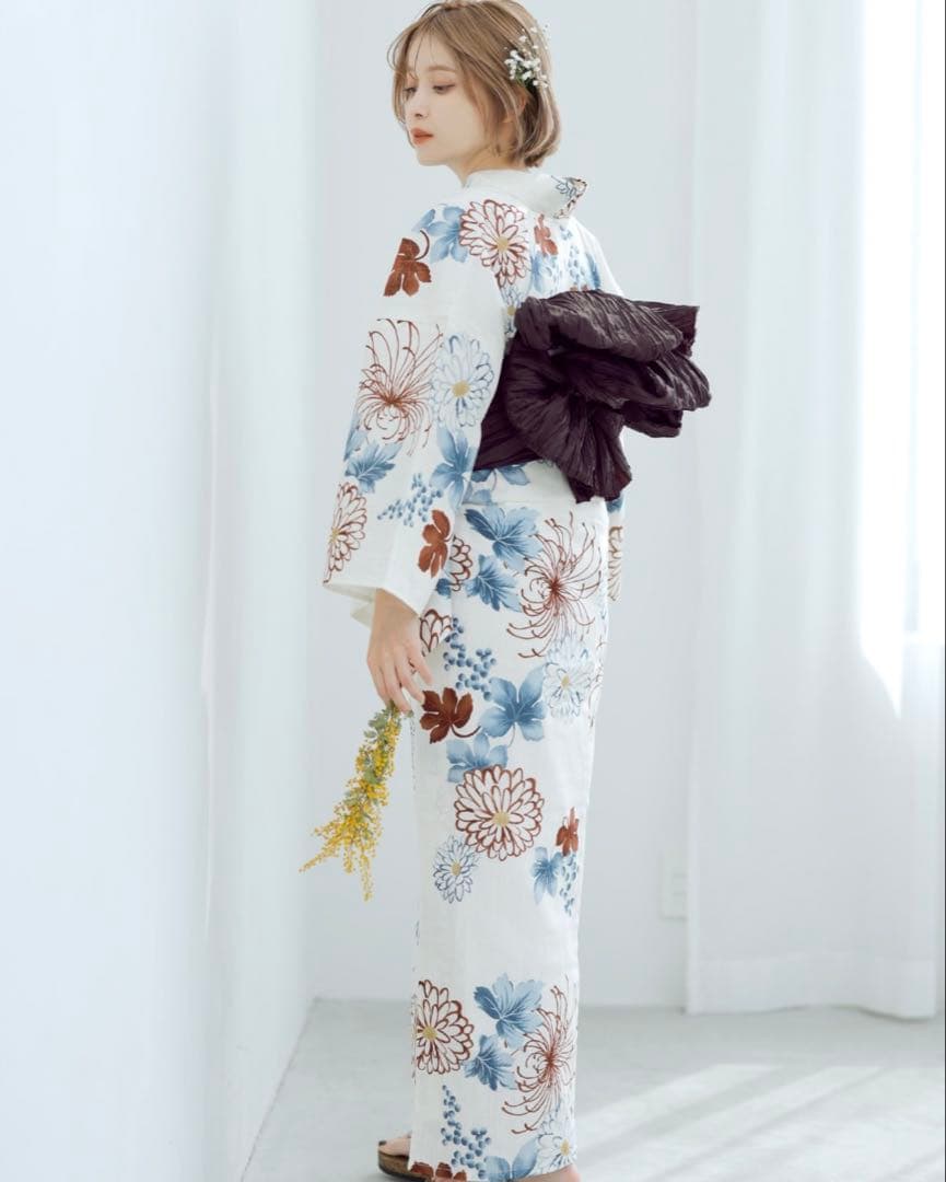 浴衣セット(ゆかた•兵児帯•下駄•着付け本•腰ひも)