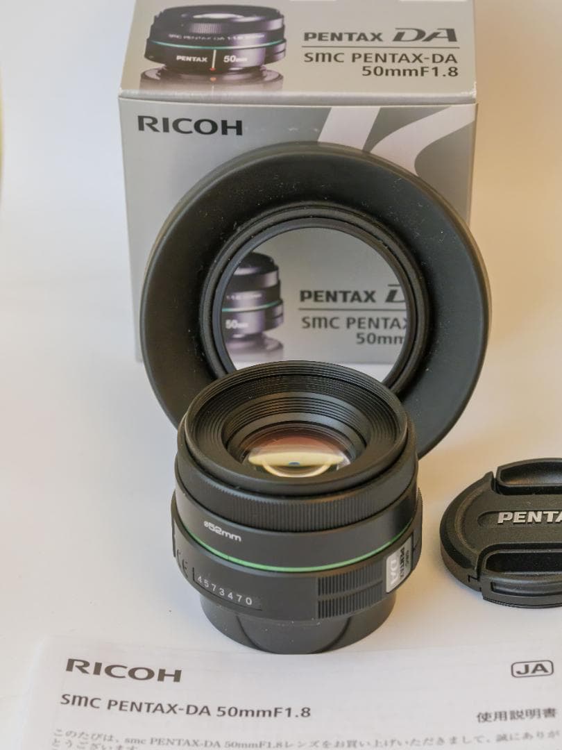 美品　smc PENTAX-DA 50mmF1.8　純正フード付