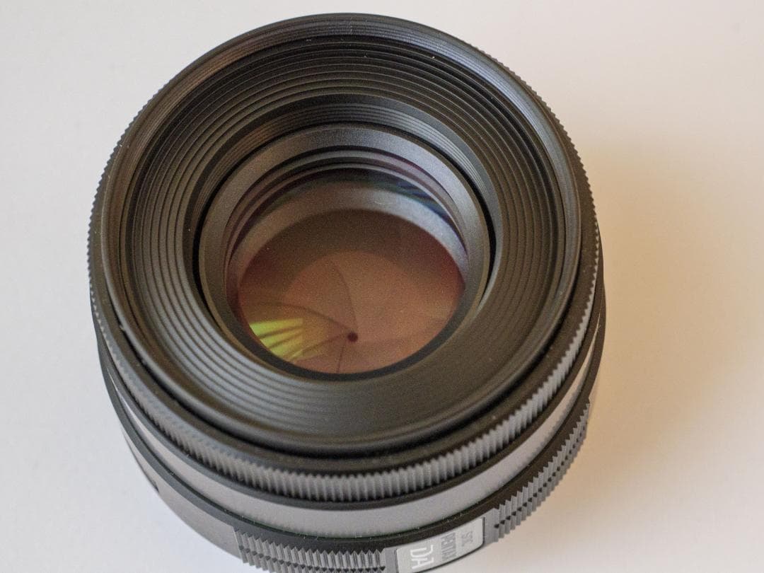 美品　smc PENTAX-DA 50mmF1.8　純正フード付