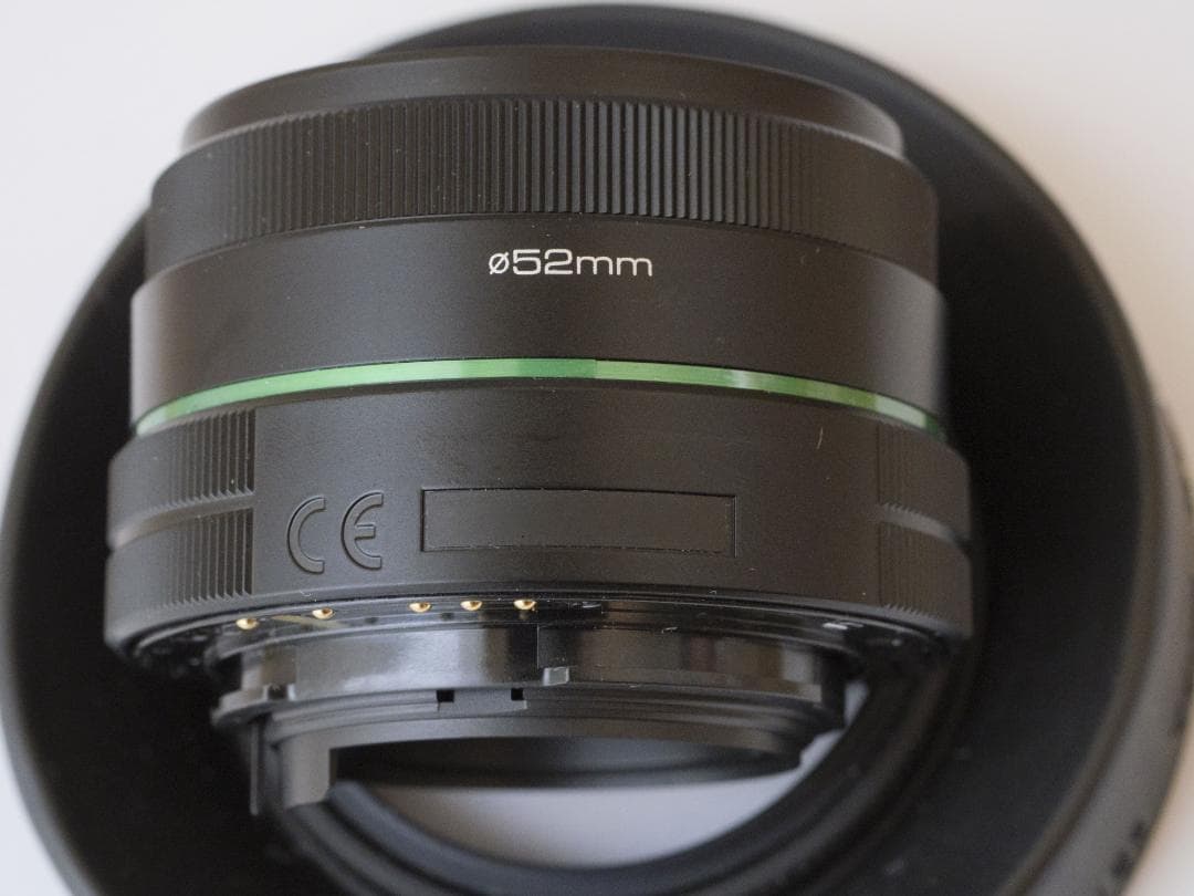 美品　smc PENTAX-DA 50mmF1.8　純正フード付