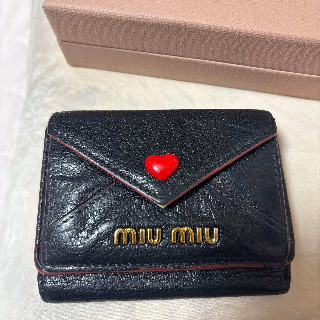MIU MIU ラブレター 二つ折り財布 黒