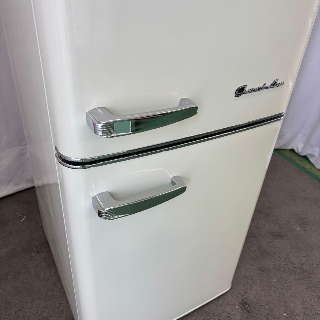 ★568　冷蔵庫　レトロ　可愛い　おしゃれ　設置無料　安い　最新　200㍑級