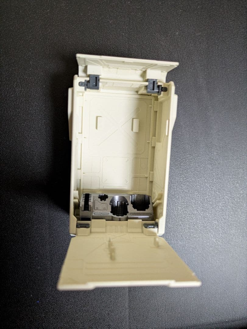 MG 1/100 ガンダムイージーエイト