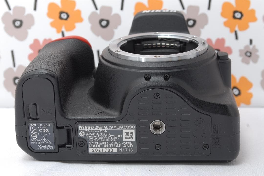 ❤Nikon D3500❤ショット数少なめ！❤Bluetooth搭載❤美品