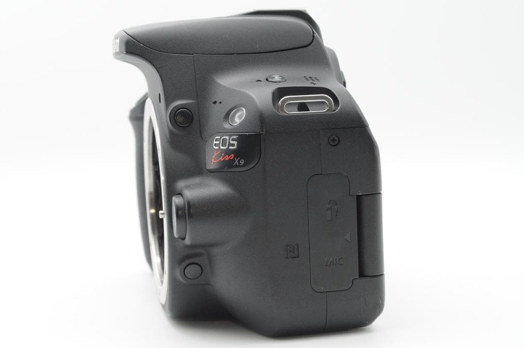 ★極上品⑧★年末大SALE★ Canon EOS Kiss x9 ダブルレンズ