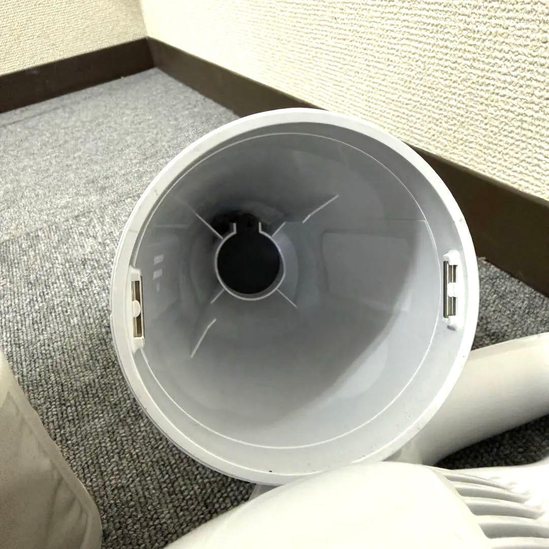 マキタ 充電式クリーナ CL108FD コードレス掃除機　バッテリー充電器付きY