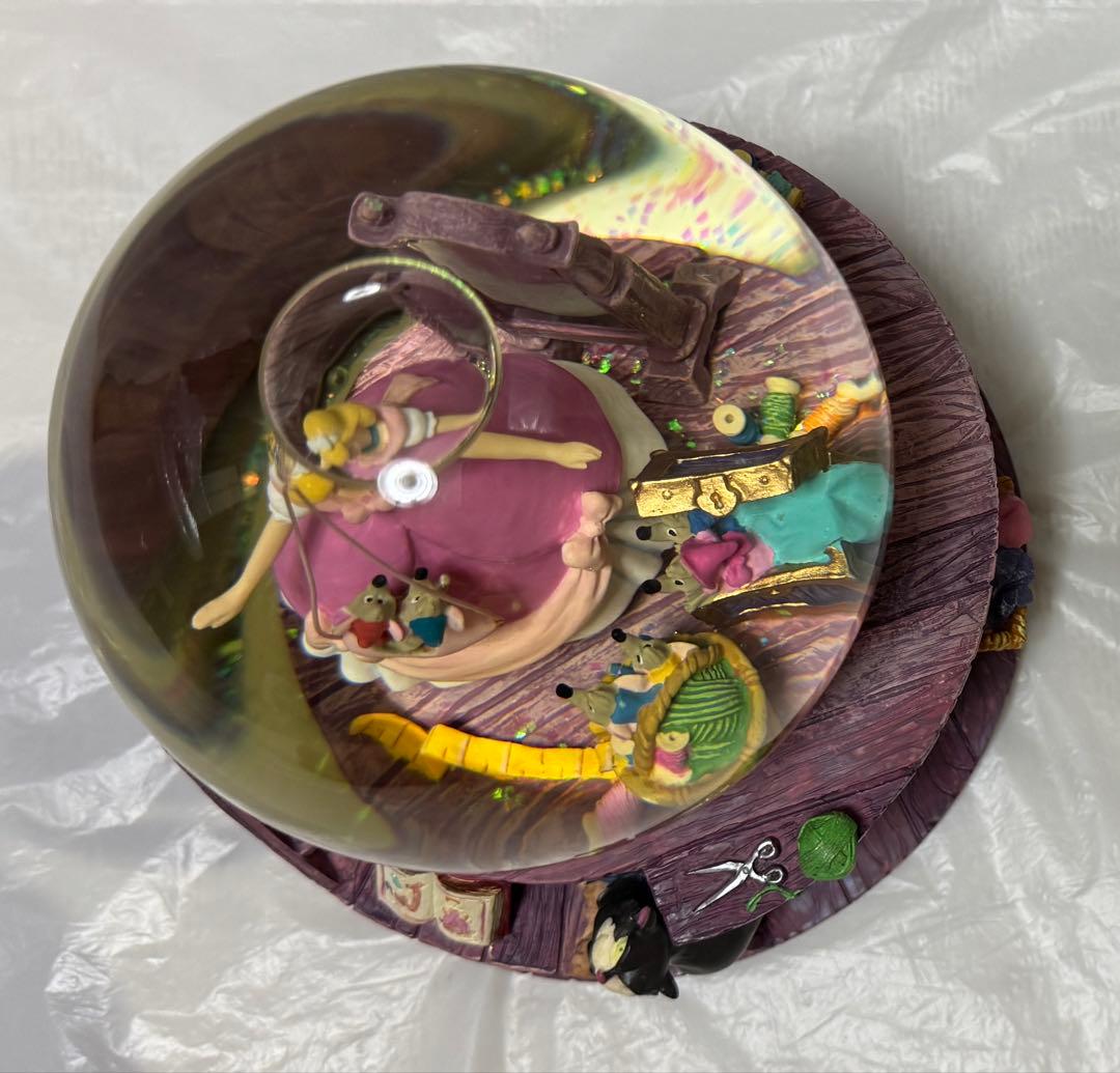 ディズニー シンデレラ オルゴール付き スノーグローブ