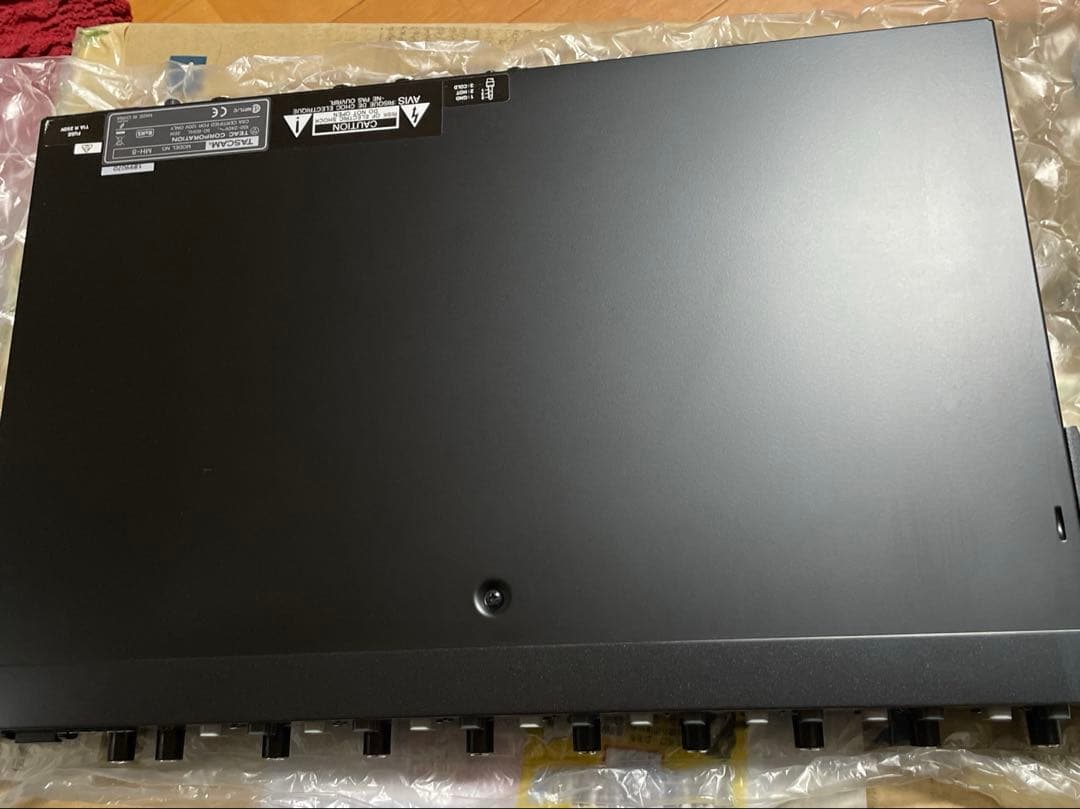 【美品】TASCAM MH-8 ヘッドフォンアンプ